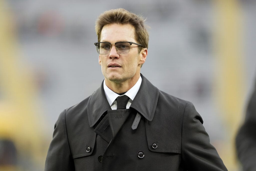 Tom Brady’s Surprising Move to Block Raiders’ Veteran QB Chase Shakes NFL Fallout