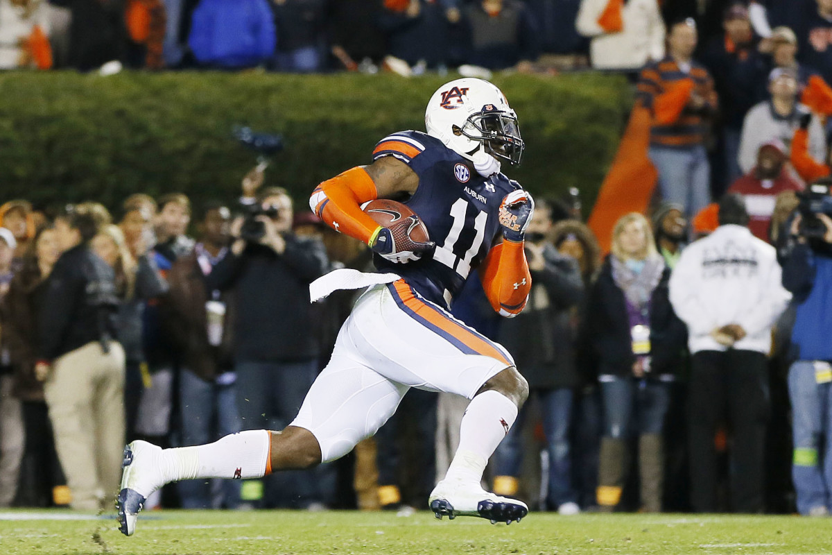 Unbelievable Moment Crowned ESPN's Greatest College Football Play Since 2000—You Won't Believe Which One Made No. 1!