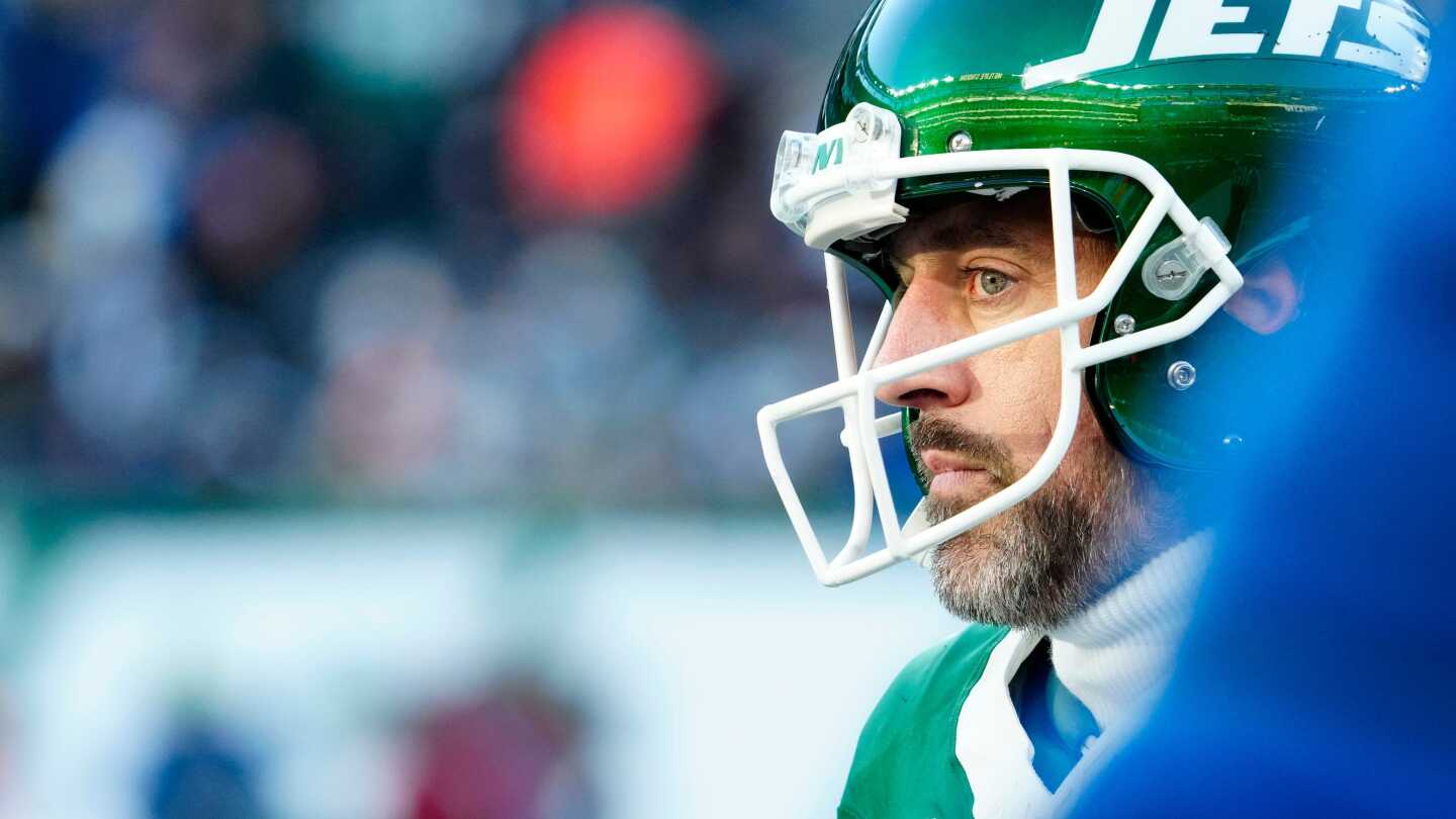 Why Aaron Rodgers's Incentives Could Cost Him More Than Just Money