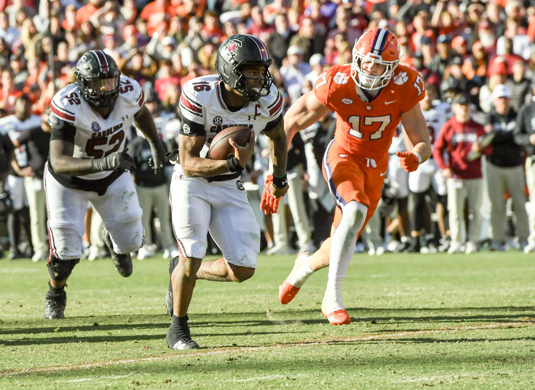 Why This Star College QB Rejected an $8 Million Transfer Deal Will Shock You