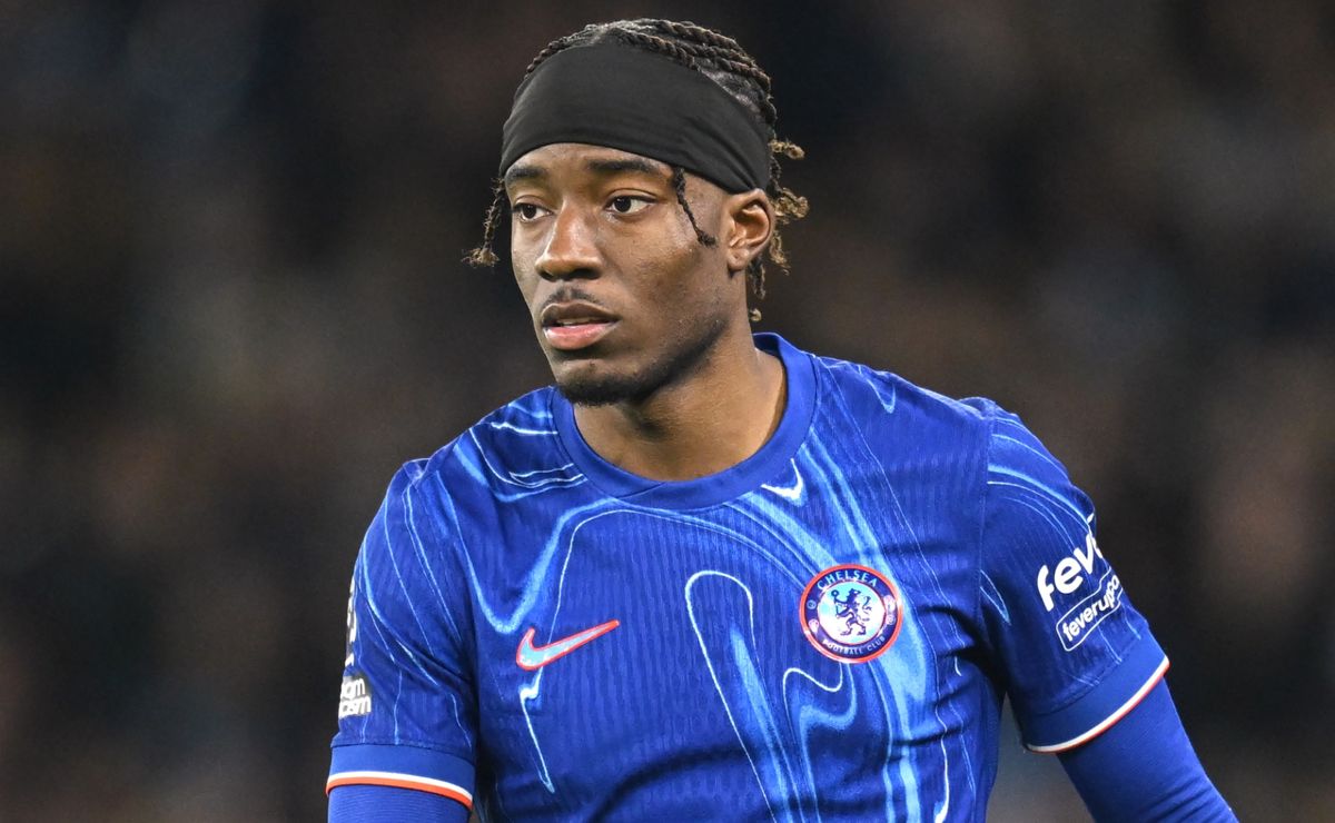 Arsenal Fans Rally Against Shocking $70M Madueke Deal—What Are They Hiding?