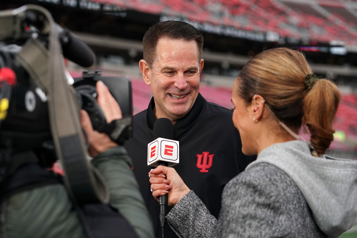 Curt Cignetti Sparks Fiery Debate Among College Football Fans—Who’s Really Winning the SEC Feud?