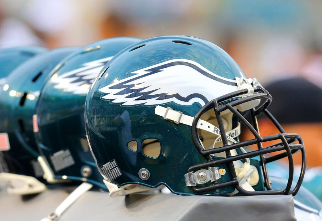 Eagles Rookie Shocks Coaches with Unbelievable Skills—Is He the Next Superstar?
