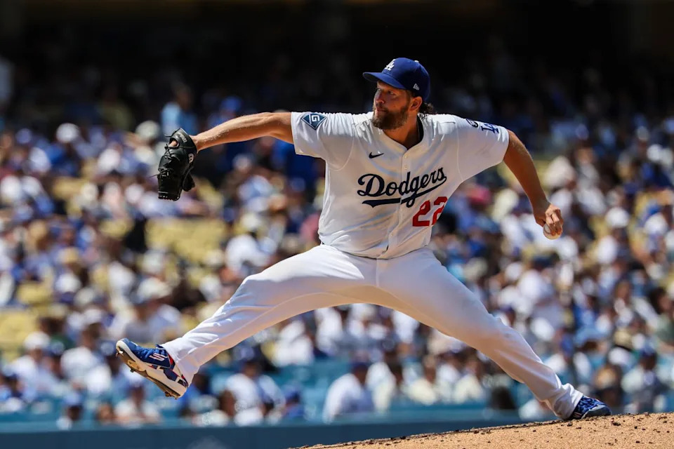 Freddie Freeman’s Shocking Injury Leaves Dodgers Reeling in Devastating Milwaukee Sweep
