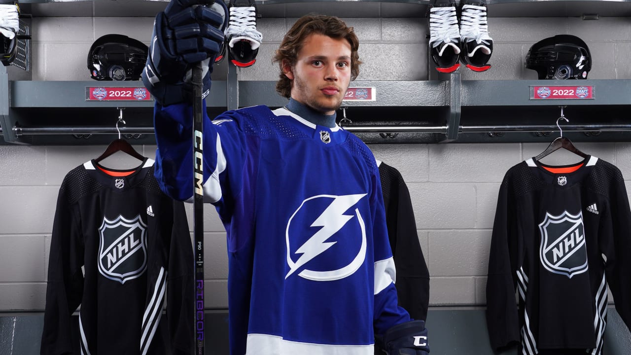 Hobey Baker Winner Howard Shocker: Lightning Send Star to Oilers in Unexpected Trade Rift