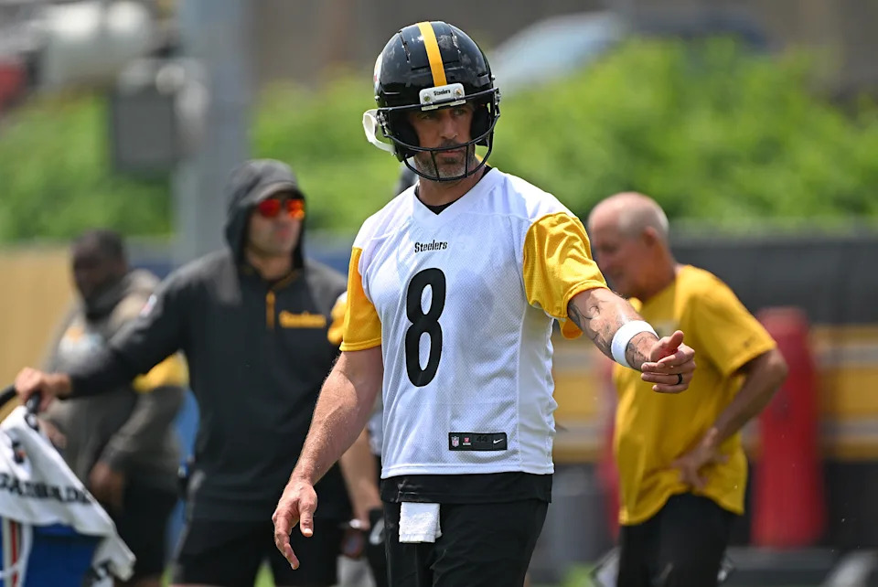 How Aaron Rodgers’ Unexpected Arrival Could Reshape the Steelers’ 2024 Season and Beyond