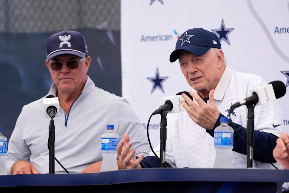 Jerry Jones Sparks Controversy with Stunning Remarks on Micah Parsons, Dak Prescott, and Cowboys' Future