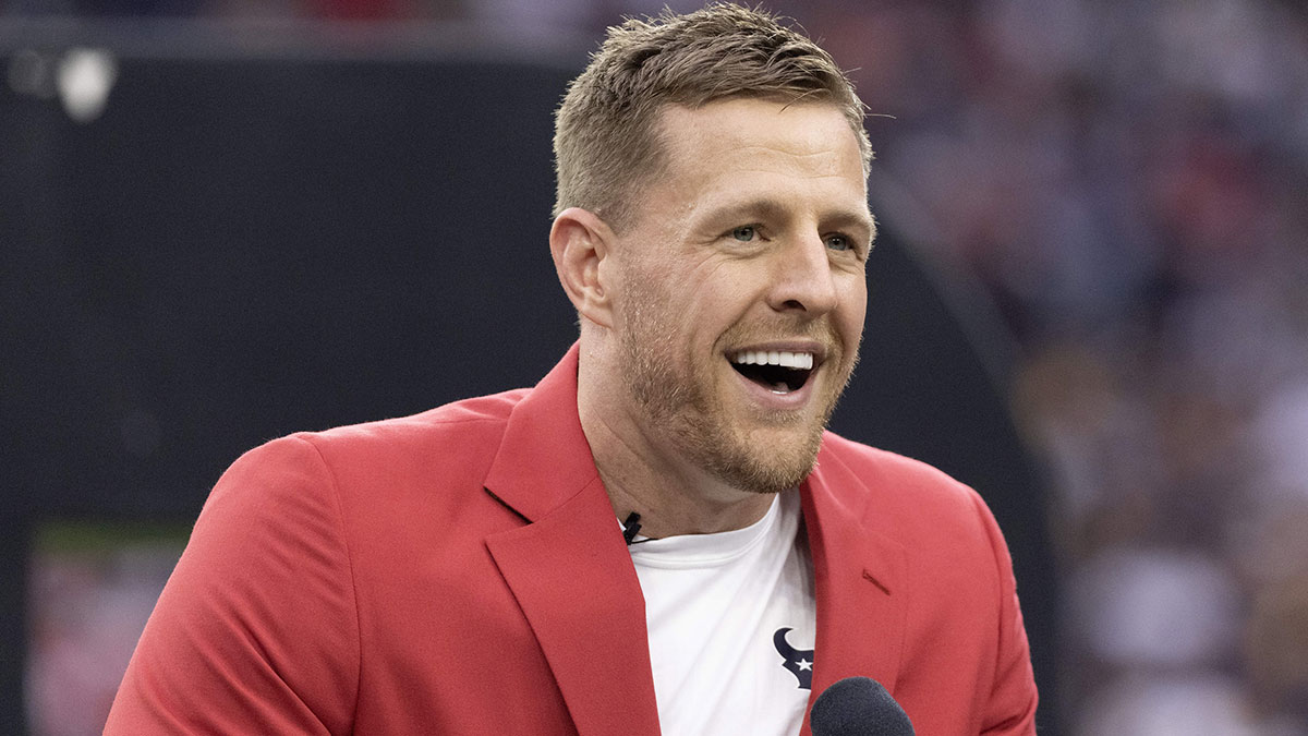 JJ Watt’s Unexpected Challenge to Badgers Sparks Buzz Ahead of 2025 Season