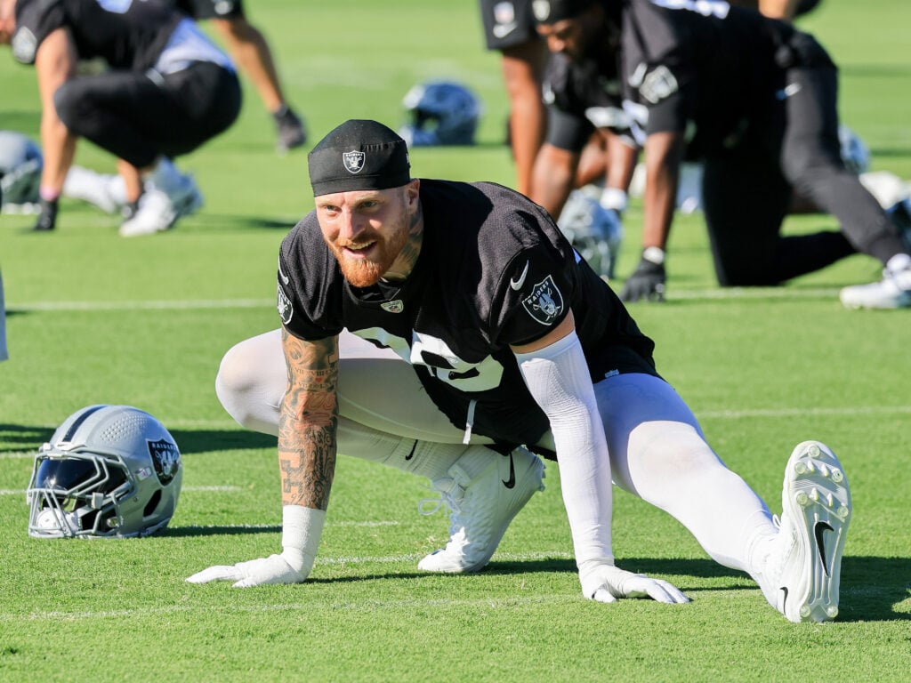 Maxx Crosby’s 3-Word Description of Ashton Jeanty Will Surprise You