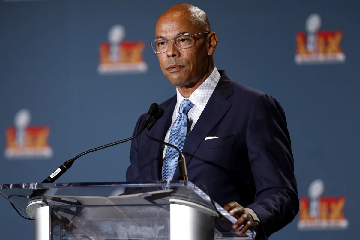 NFLPA Stands Firm Behind Lloyd Howell Jr. as Explosive Collusion Scandal Threatens to Tear Union Apart