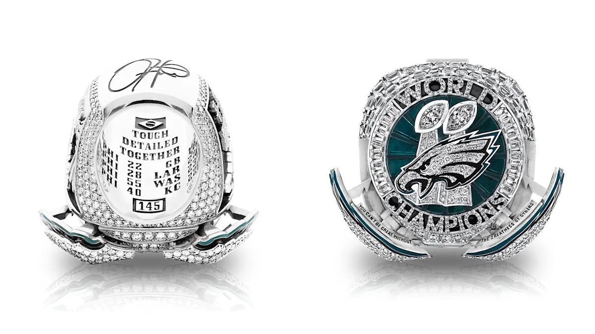 Philadelphia Eagles Reveal Jaw-Dropping Super Bowl LIX Rings Featuring Secret Retractable Wings—What’s the Hidden Meaning?