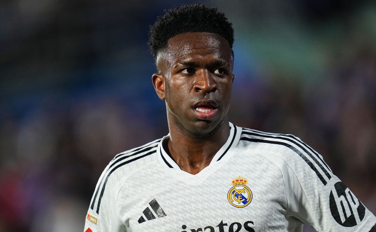 Real Madrid’s Secret Transfer Plan Unveiled: The Shocking Star Target if Vinicius Junior Exits!