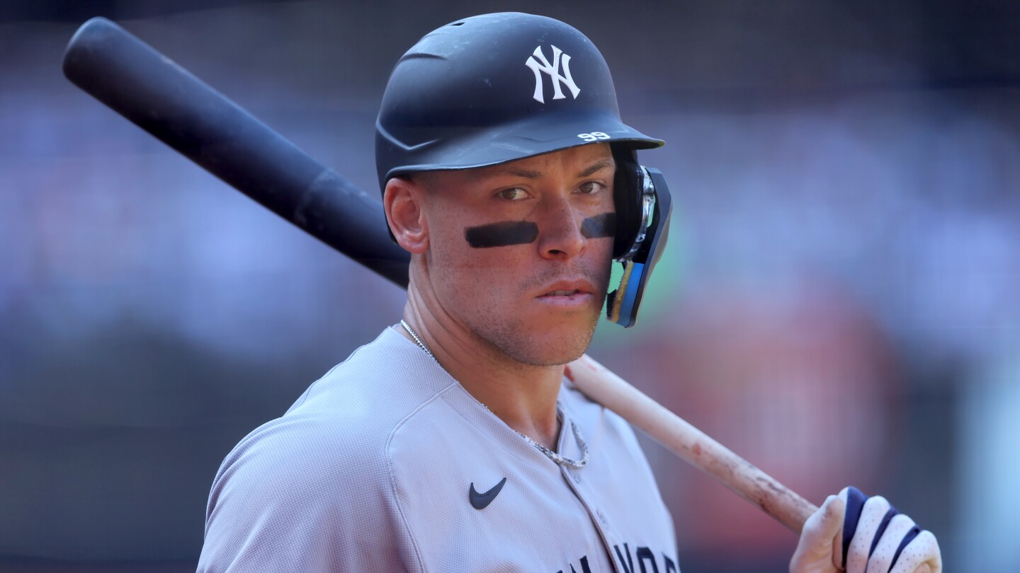 Shock on the Field: Aaron Judge Takes Unexpected Hit from Teammate Anthony Volpe—What Happened Next Will Surprise You!
