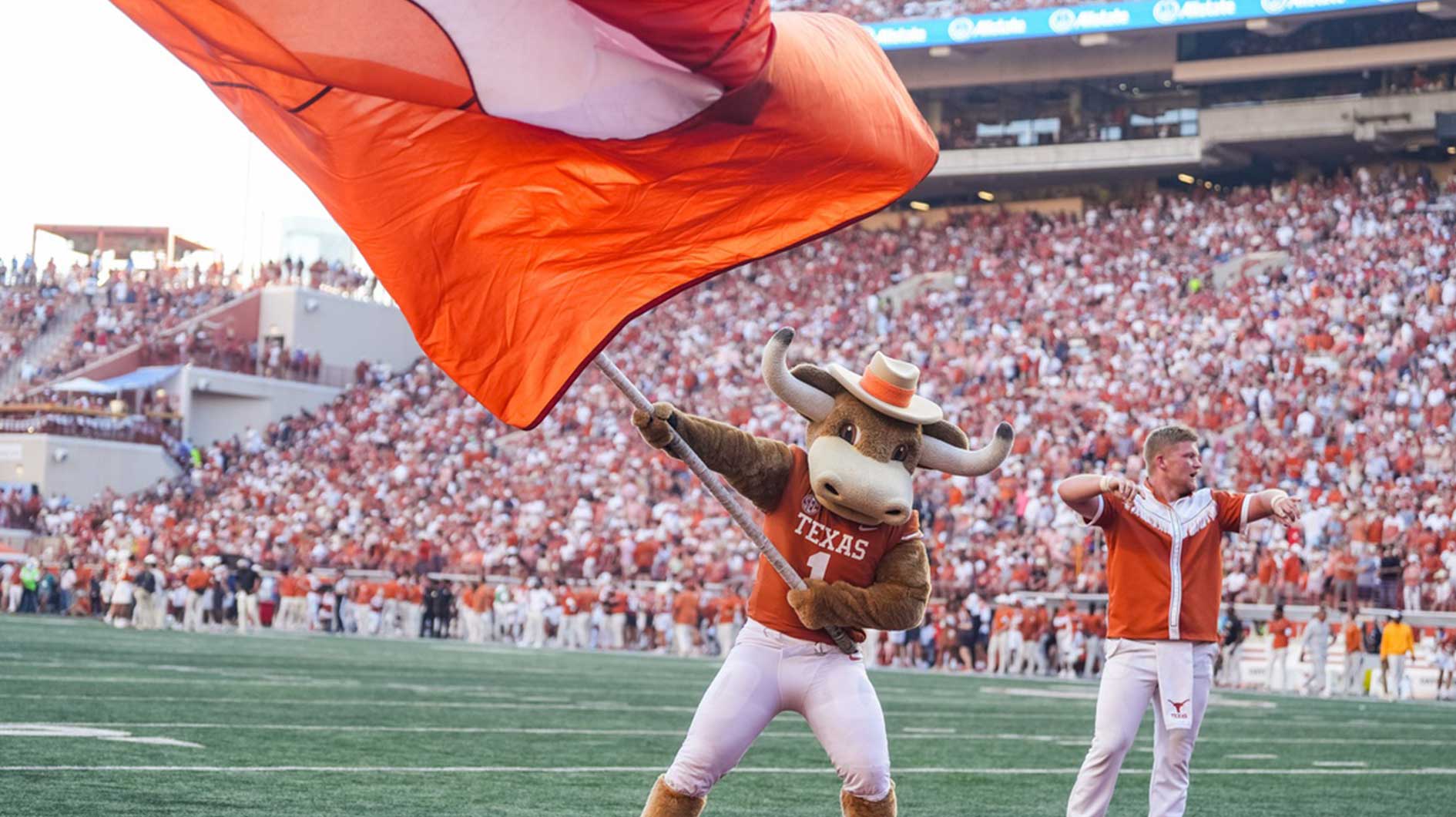 Texas Pulls Off Jaw-Dropping Upset, Snatching Elite 5-Star Lineman from Georgia's Grasp