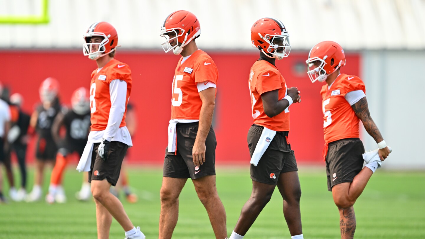 The Quarterbacks Fighting for Their NFL Futures in 2025: Who Will Survive the Hot Seat?