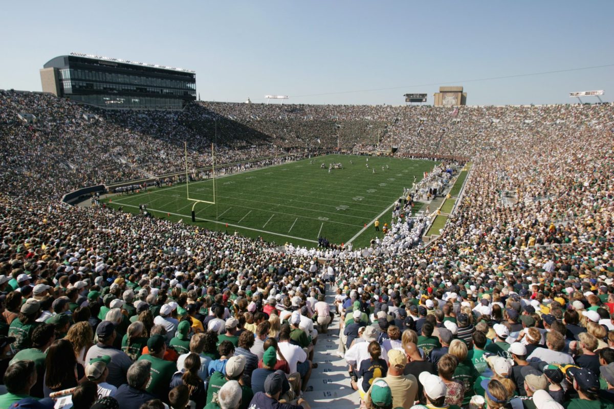 Tragic Loss Shocks Notre Dame Community: Beloved Football Star Dies Mysteriously at 53
