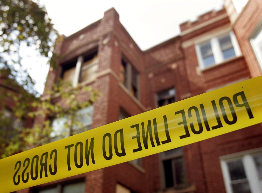 Tragic Mystery: Promising Football Coach Found Dead at 33 – What Really Happened Inside His Townhome?