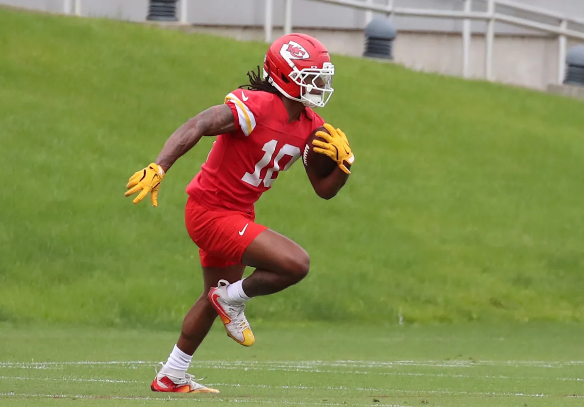 Unlock Hidden Gems: The 2025 Fantasy Football Sleepers Everyone Will Regret Ignoring