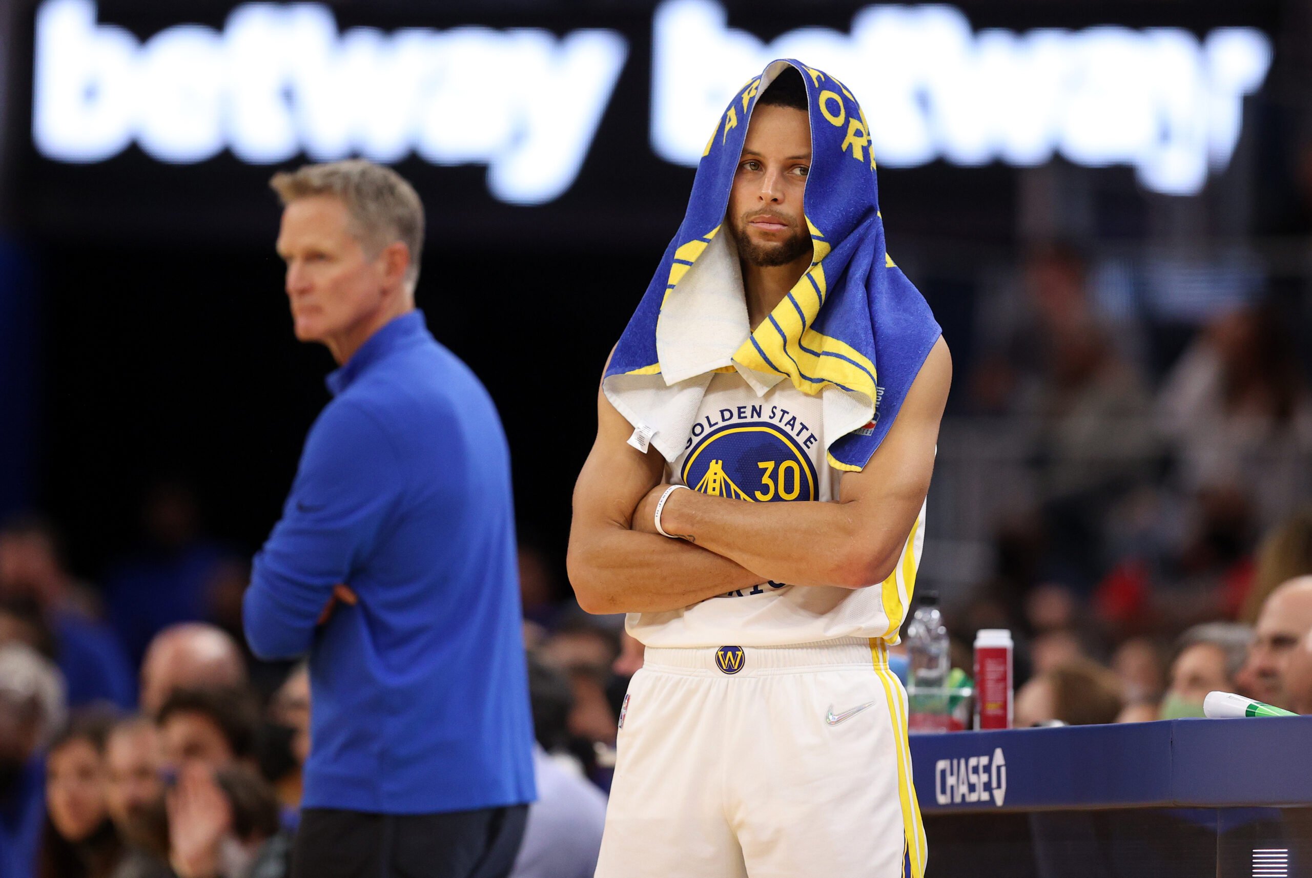 Warriors Eye Surprising Veteran Guard Target in Stealth Negotiations