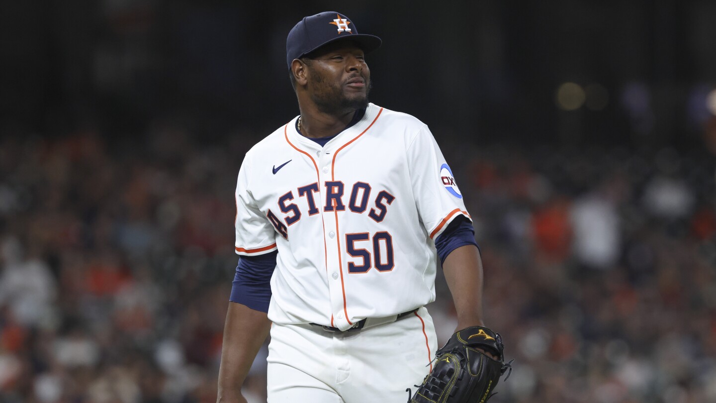 Astros Reliever’s Shocking Intentional Balk Sparks Chaos and Fiery Confrontation with Red Sox