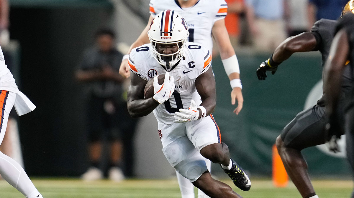 Auburn’s Tulane Transfer Shocks Crowd with Unbelievable 98-Yard Kick Return – You Won’t Believe How He Did It!