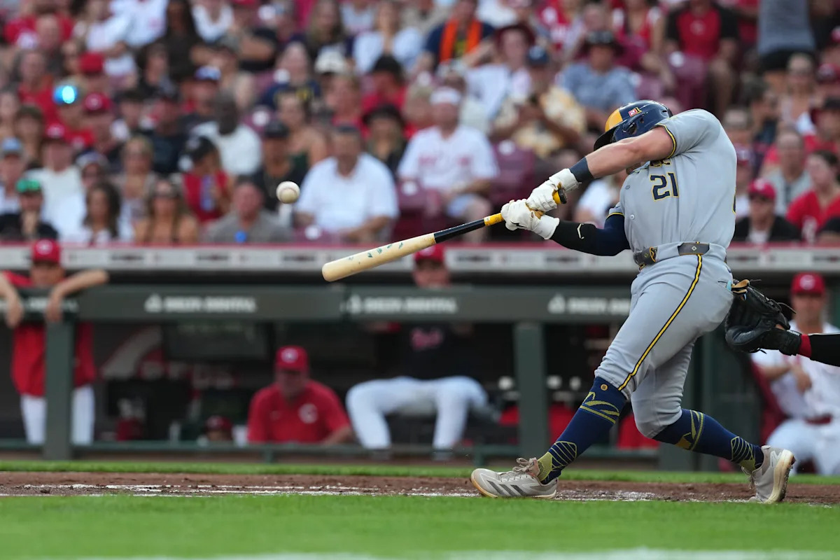 Brewers Shatter Franchise Record with 14th Straight Win in Thrilling Extra-Inning Showdown Against Reds