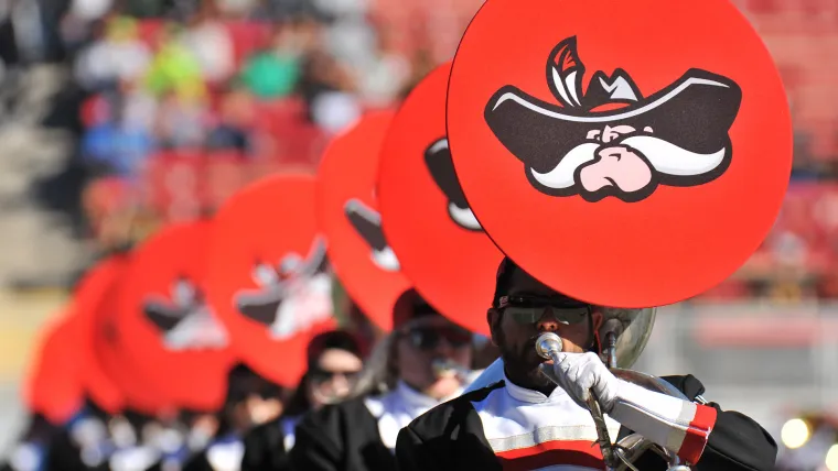 FCS Underdog Idaho State Unleashes Shocking Trick Plays to Topple UNLV in Stunning Showdown