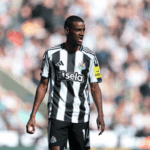 Howe Drops Bombshell on Newcastle-Woltemade Transfer as Liverpool's Isak Pursuit Heats Up