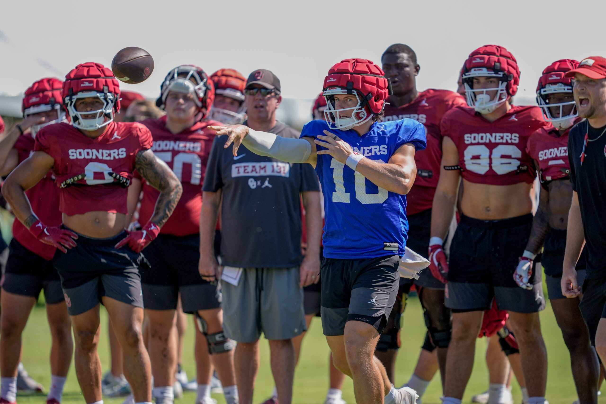 Inside John Mateer’s Secret Strategy to Ignite Unstoppable Intensity at OU Practices
