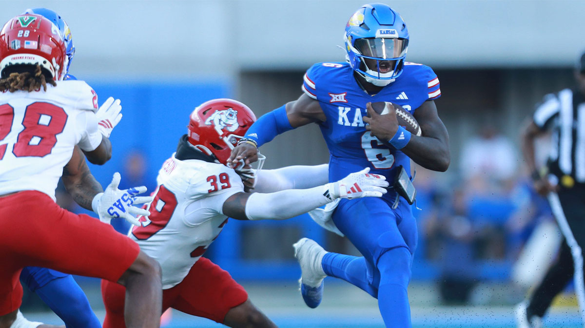 Kansas Fans Stunned by Jalon Daniels’ Unbelievable Play vs. Fresno State – What Happened Next Will Shock You!