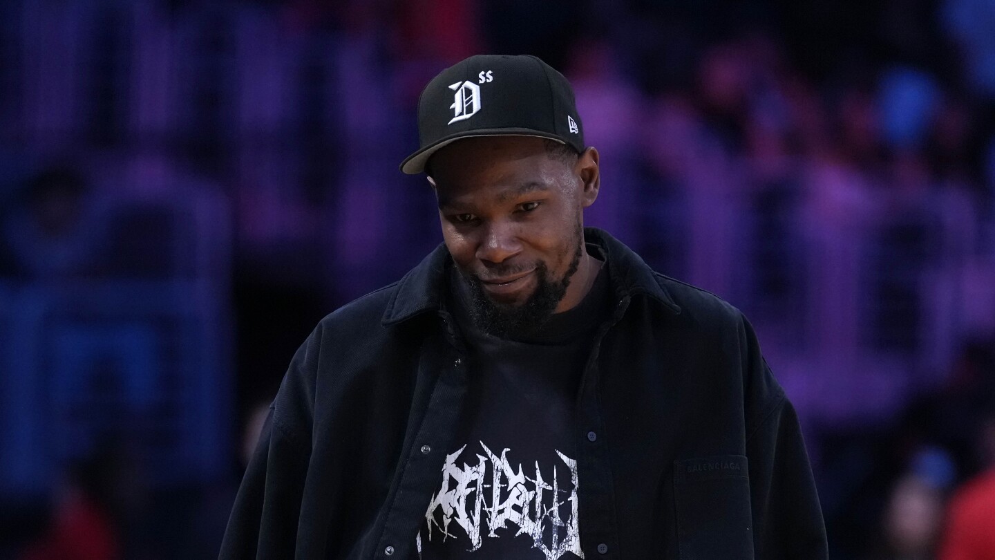 Kevin Durant’s Shocking Extension: Is Houston Ready to Pay Less Than Max?