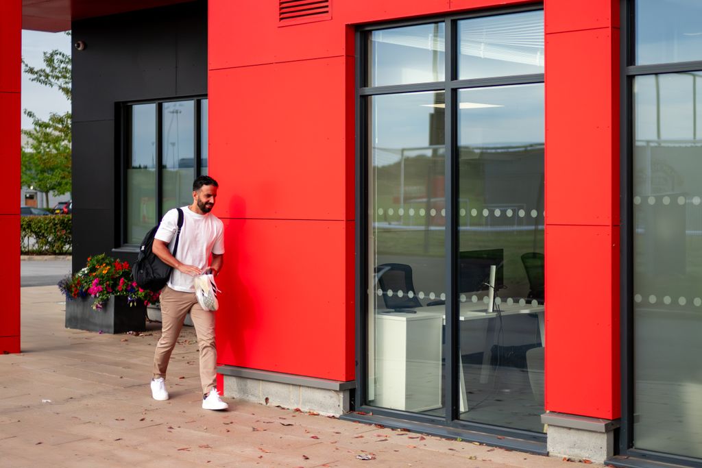 Manchester United’s Surprising Mason Mount Move Approved: What’s Next for the Red Devils?