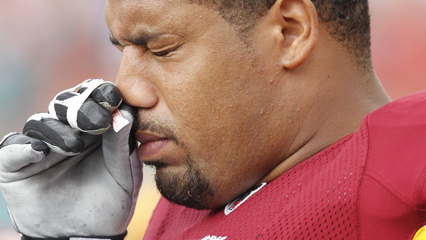 NFLPA's Surprising Stance: Why Players Are Still Allowed to Use Smelling Salts Despite Safety Concerns