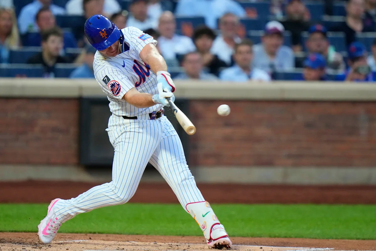 Pete Alonso Shatters Mets Legacy, Surpassing Darryl Strawberry in Stunning Home Run Record!