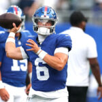 Rookie Jaxson Dart Shines Bright for Giants as Justin Fields Faces Career Crossroads with Jets