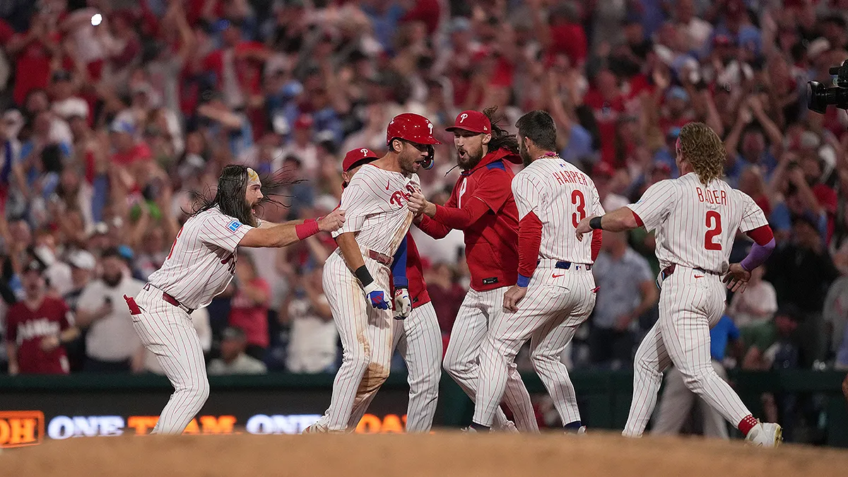 Turner's Electric Performance Ignites Phillies' Thrilling 10th-Inning Walk-Off vs. Braves