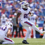 Unexpected Hero Emerges: Bills' Ray Davis Steps in as Kicker Amid Tyler Bass's Absence, Sparking Preseason Buzz Against Giants
