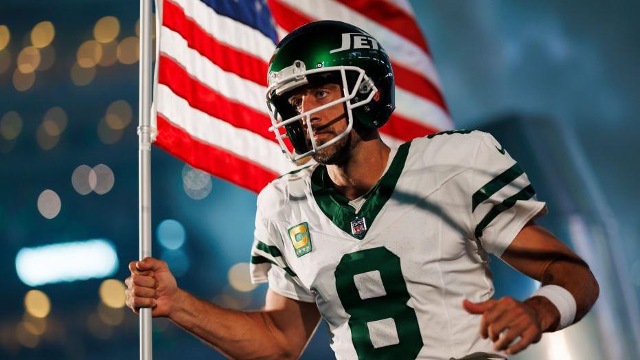 Aaron Rodgers Faces Haunted Past in High-Stakes Steelers Debut: Will Redemption Be Within Reach?