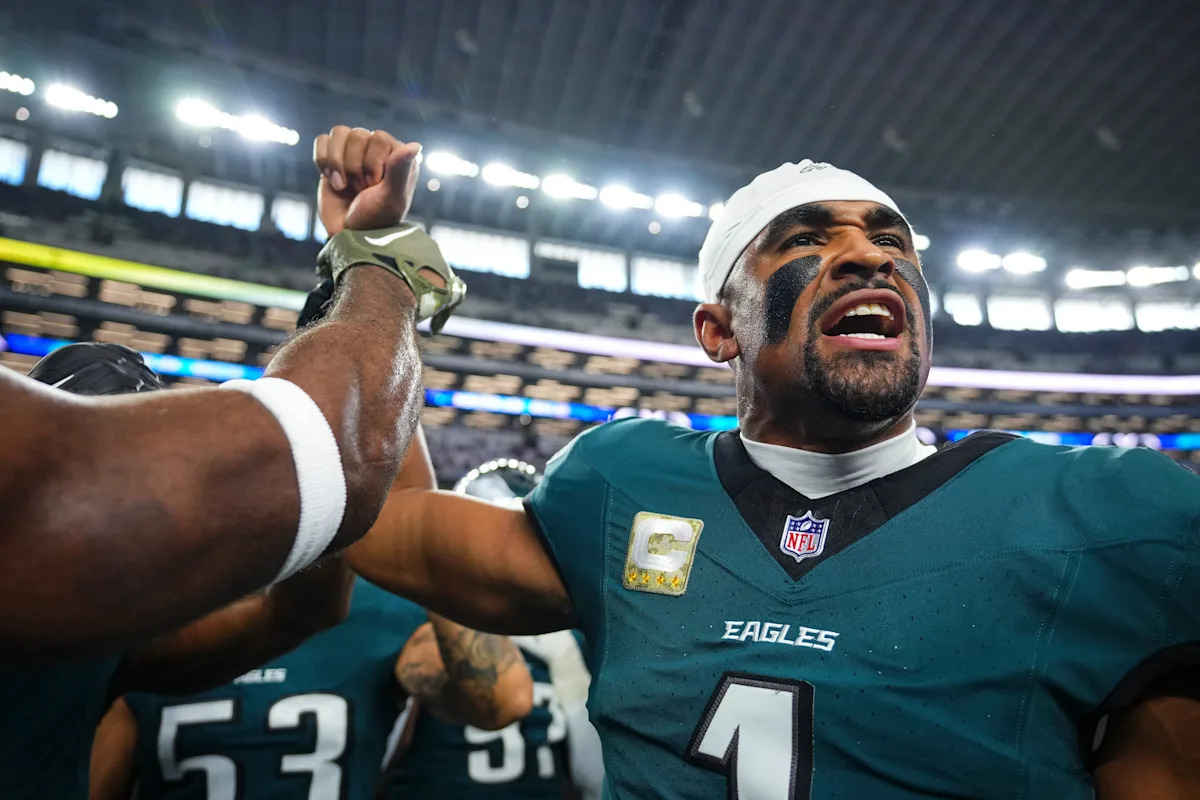 Cowboys vs. Eagles Showdown: Can Jalen Hurts Outshine George Pickens in a High-Stakes Battle?