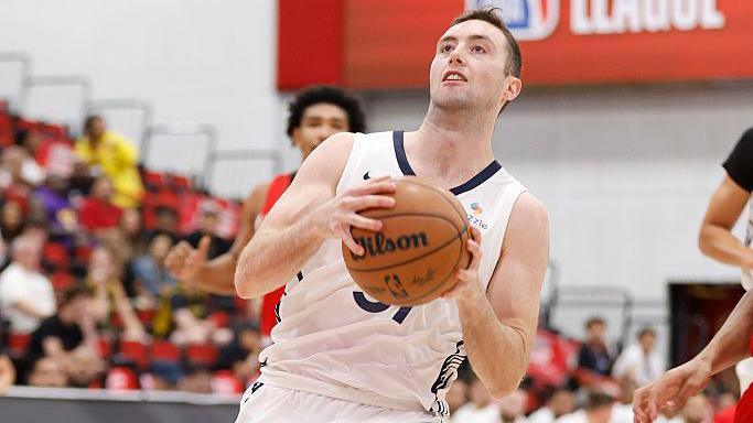 Fulton’s Surprise Move to Timberwolves Shakes Up NBA Landscape—What It Means for the Season Ahead