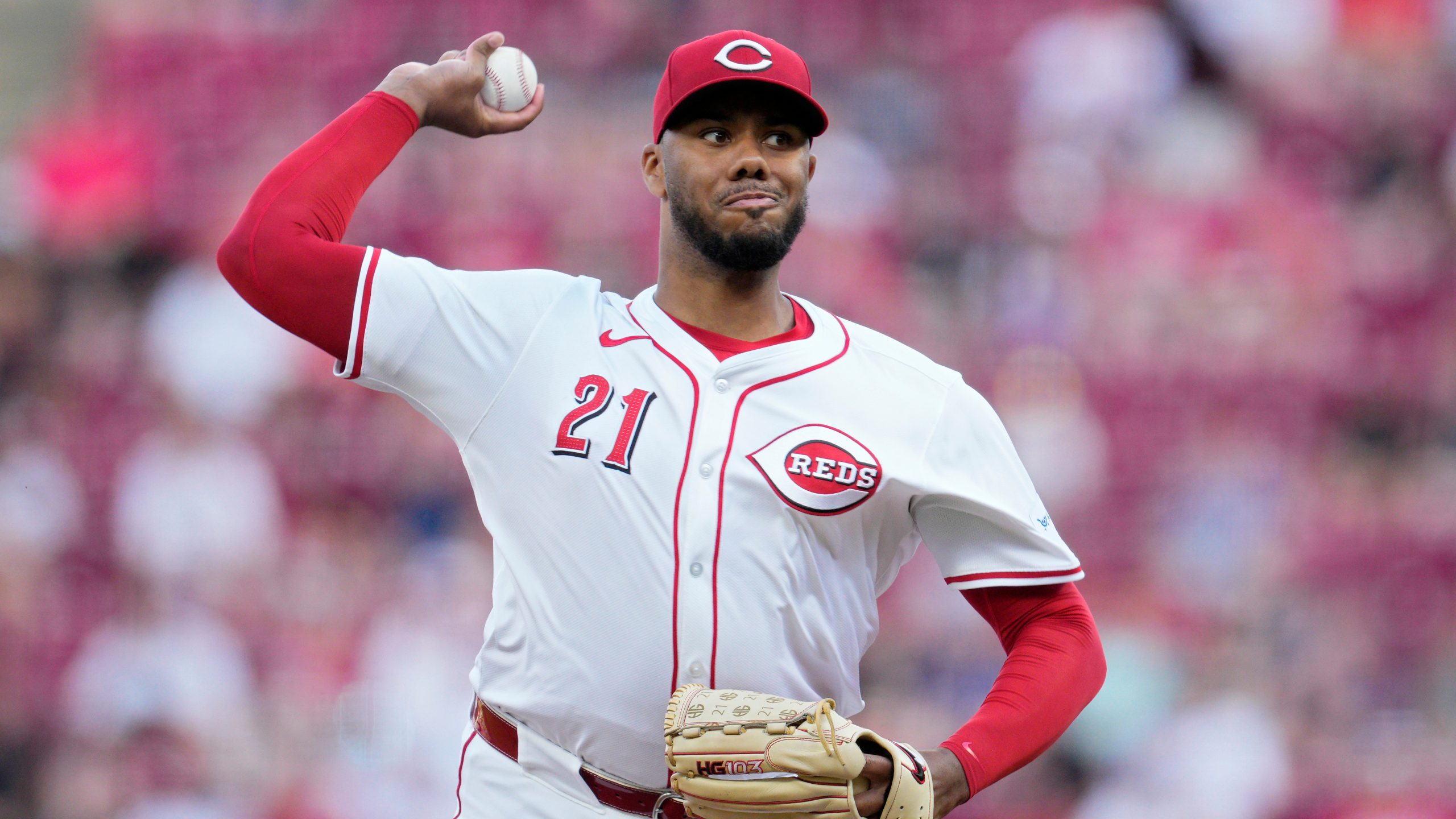 Greene’s Surge: Can He Exploit the Cubs' Hangover to Secure a Stunning Victory?