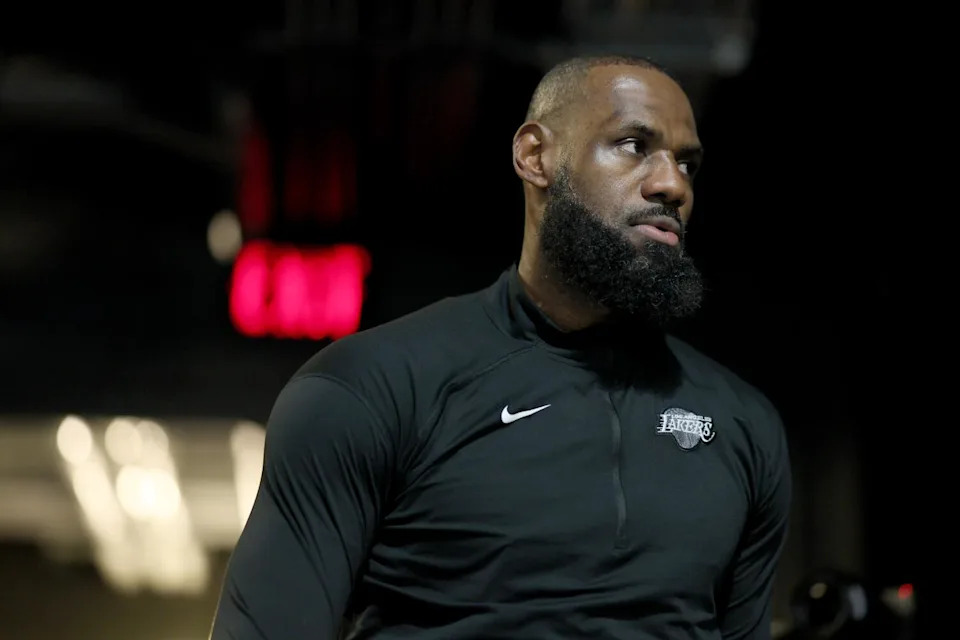 Lakers' Training Camp Sparks Buzz: Which Hidden Star Will Rise and Shake Up the Season?