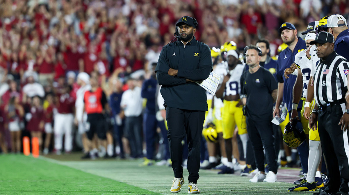 Michigan’s Sherrone Moore Reveals Shocking Truth Behind Bryce Underwood’s Unexpected Runs