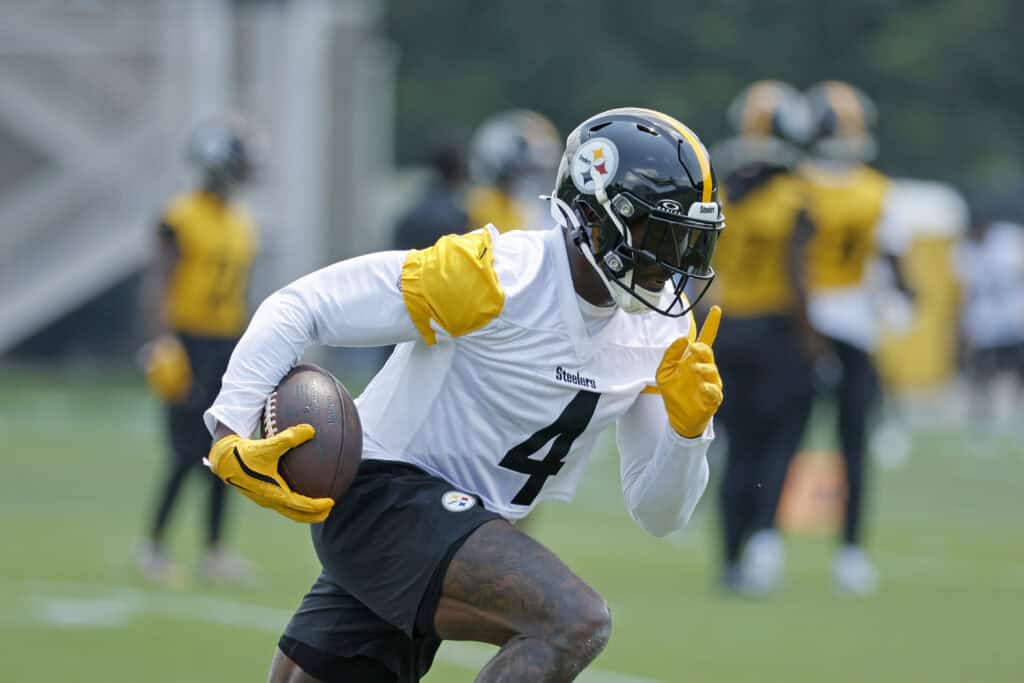 NFL Coach Reveals Surprising Secret Behind D.K. Metcalf’s Unstoppable Success