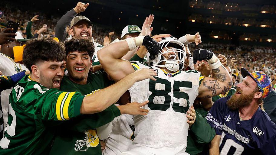 Packers Edge Commanders in Thrilling Showdown, But What’s Next for Their Winning Streak?