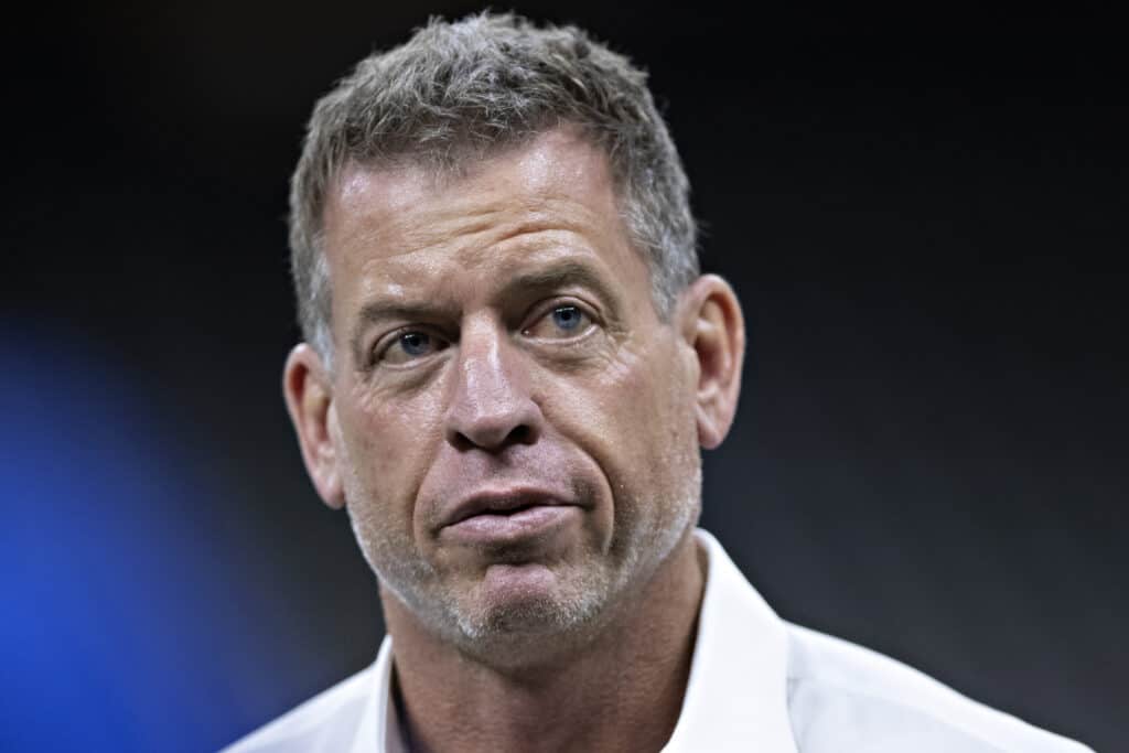 Troy Aikman Drops Unexpected Revelation About Jerry Jones That Everyone’s Talking About
