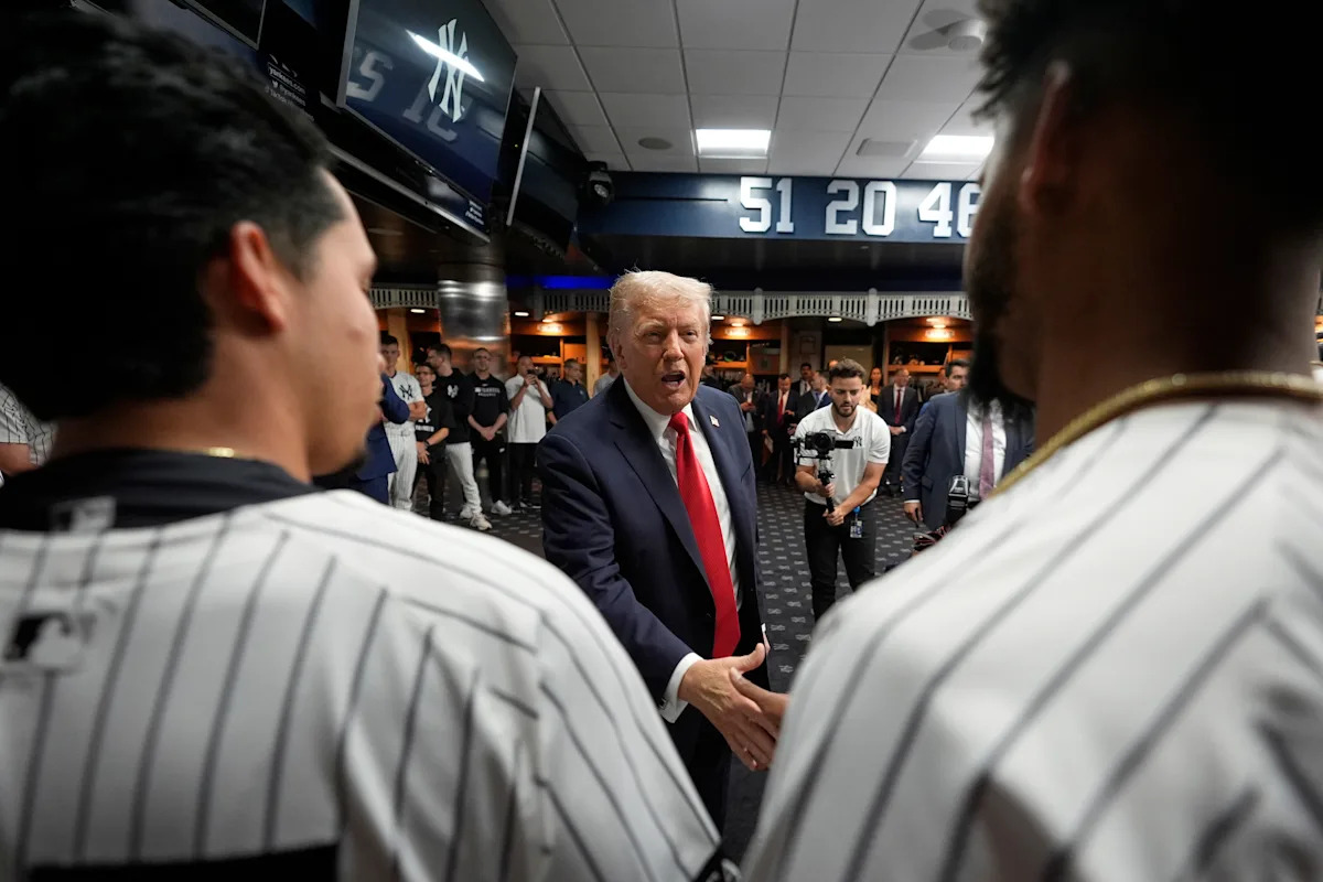 Trump’s Bold Claim at Yankee Stadium: Are the Yankees Destined for an Unstoppable Run?