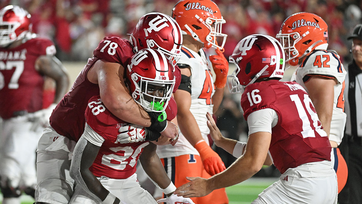 Unbelievable Shake-Ups Rock 2025 College Football Top 25 Week 5 Power Rankings—Who’s Rising and Who’s Falling?