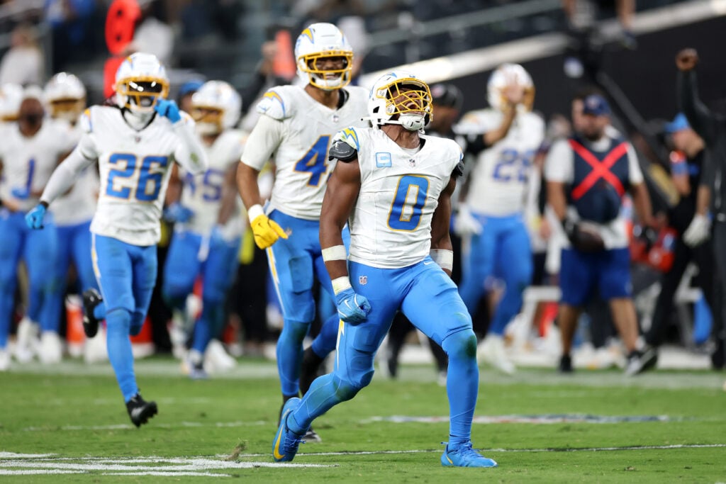 Unbelievable Stat Reveals Just How Crippling Chargers’ Defense Was Against Raiders