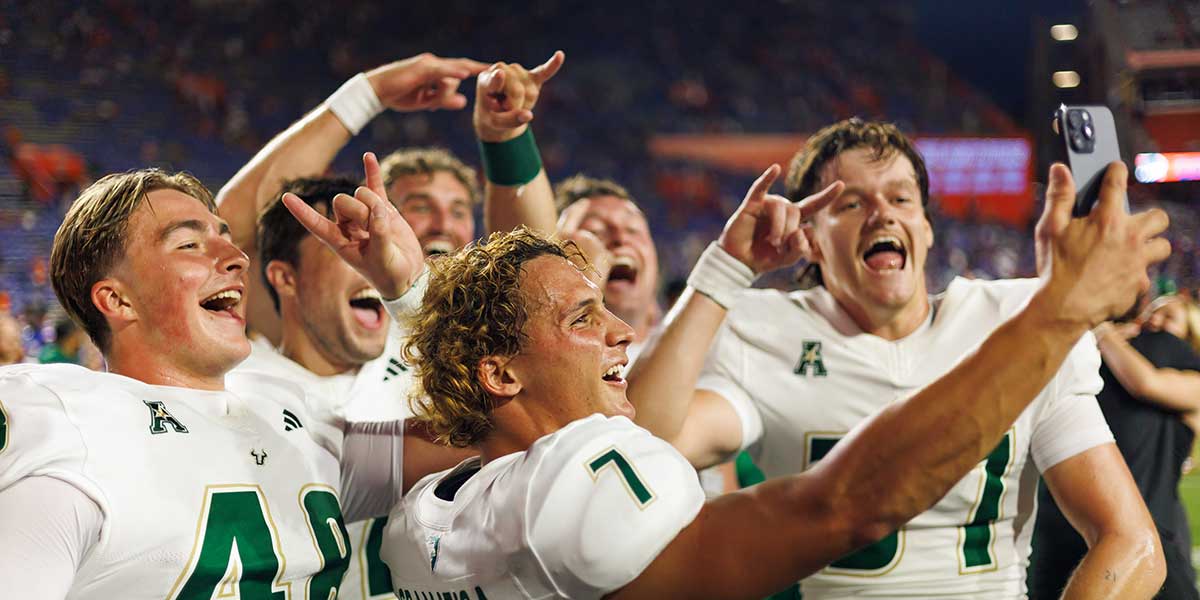 USF Makes Shocking Move to Poach Top Florida Recruit After Stunning Upset—Will He Flip?